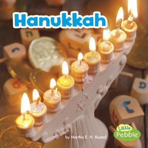 Hanukkah, Lisa J. Amstutz (Author)