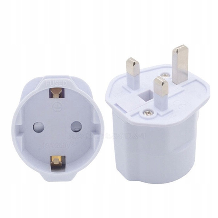 Adaptor priza EU la UK 31CJ-K0274-260814-5340, cu siguranta fuzibila inlocuibila si impamantare, alb