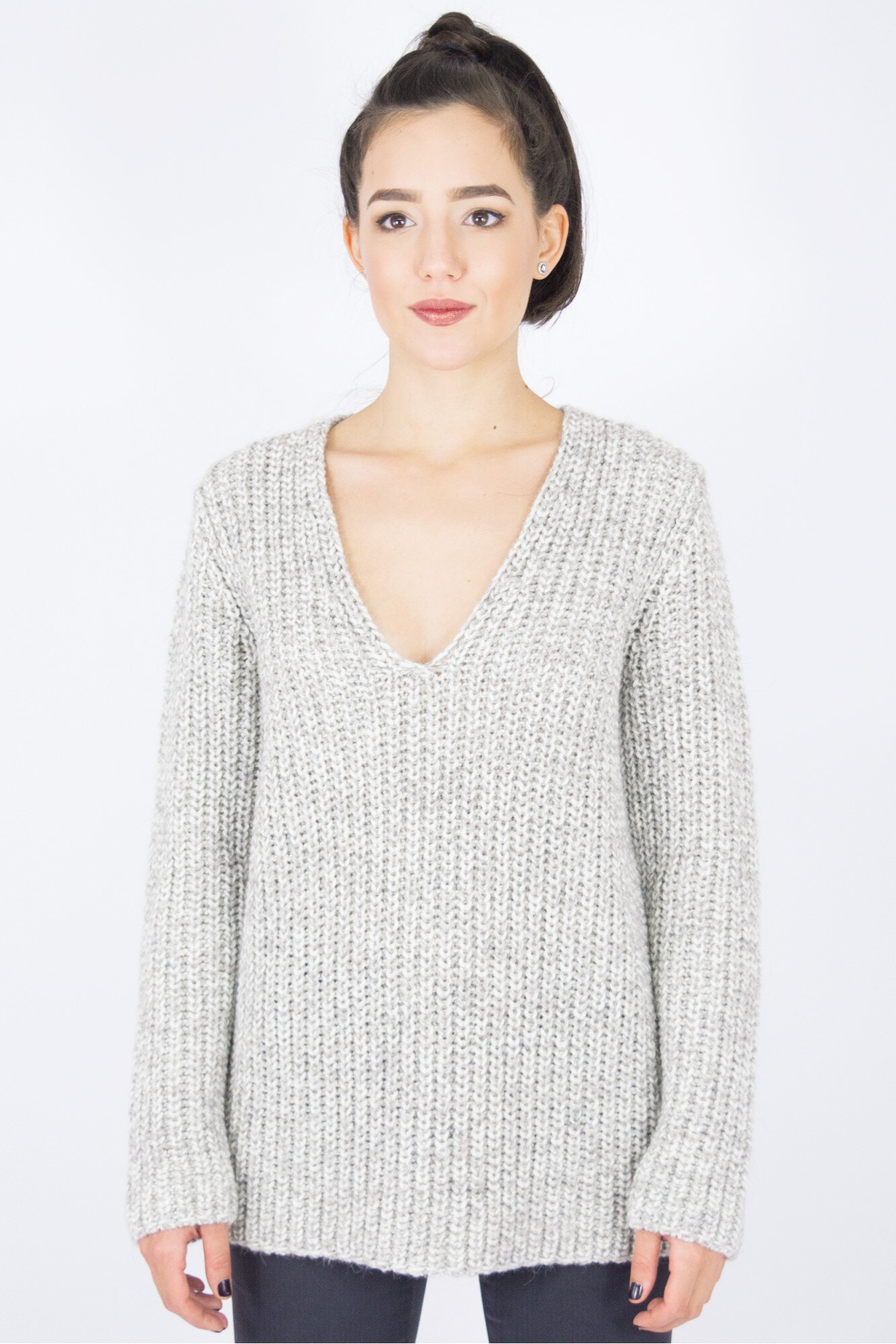 Pulover gros cu decolteu in V, Gri, Demira, M