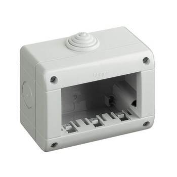 Doza pentru montaJ aparent IP40, 3 Module, BTICINO, MATIX IDROBOX Doza pentru montaJ aparent IP40, 3 Module, BTICINO, MATIX IDROBOX