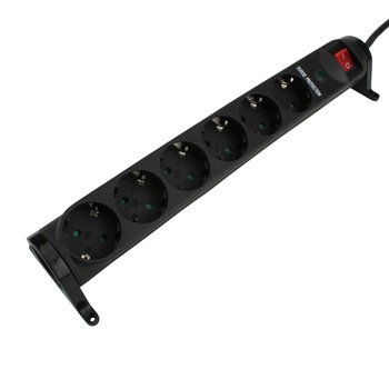 Prelungitor cu protectie suprasarcina, 6 posturi cu intrerupator, 1.4 m Prelungitor cu protectie suprasarcina, 6 posturi cu intrerupator, 1.4 m