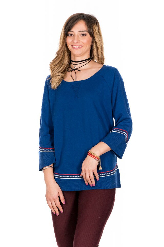 Bluza Cara albastra cu broderie, marime M
