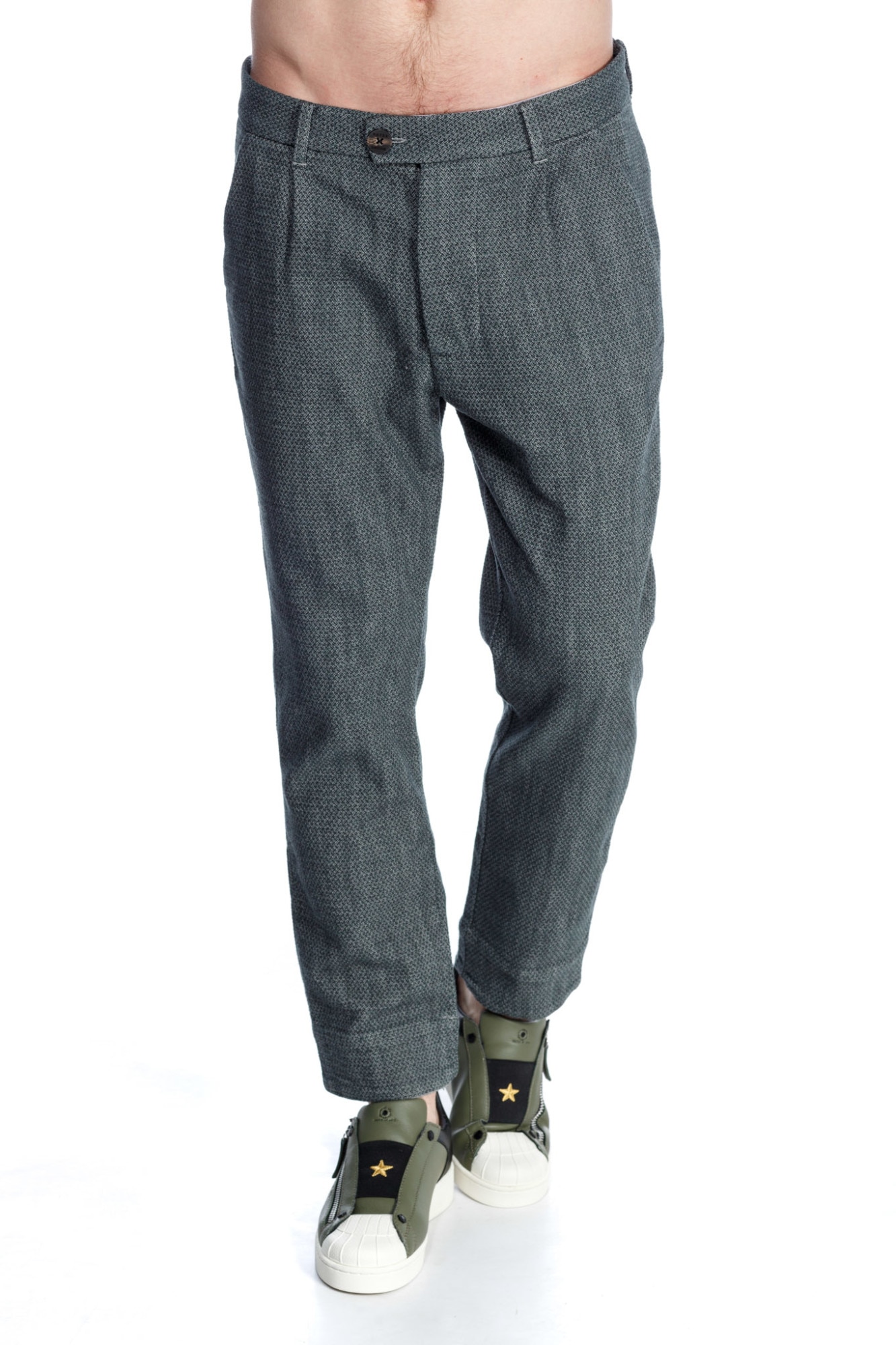 Pantaloni Jordan, Vernil