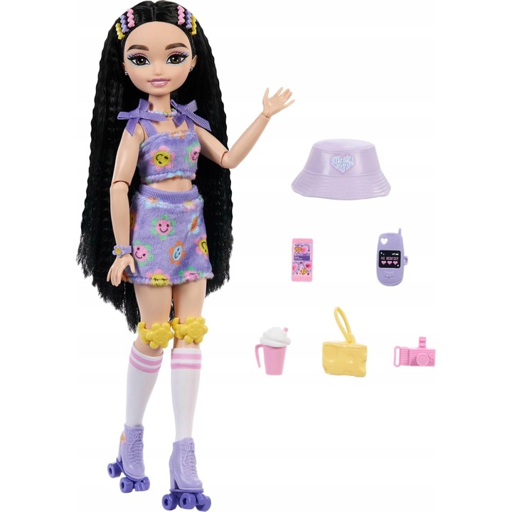 Papusa Barbie Dream Besties Renee, cu role si accesorii detasabile (geanta in forma de branza, palarie bucket, telefon, aparat foto, bijuterii), lila, 29 cm