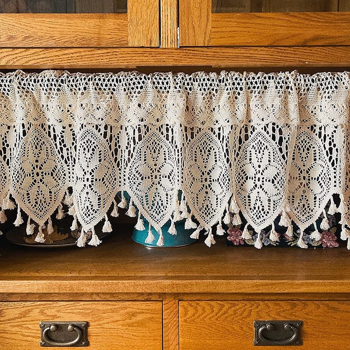Perdea valance scurta crosetata K0472-0713-XL3967, model vintage cu ciucuri, bej, 90 x 38 cm