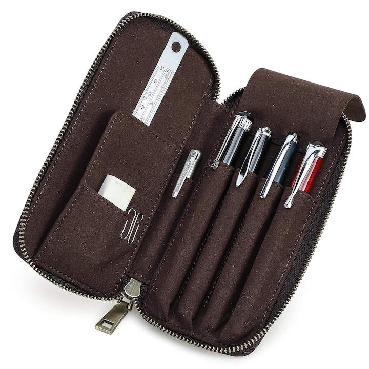 Penar etui K0472-0728-XL4491, piele, 4 sloturi pentru pixuri si stilouri, buzunar pentru card si radiera, inchidere cu fermoar, maro