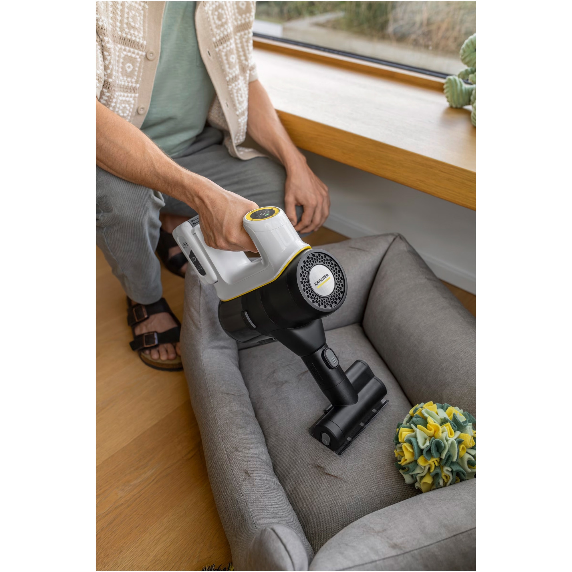 Aspirator vertical fara fir Karcher,1.349-253.0, VCS 5-28 Infinity Comfort *EU, silentios 79 dB,