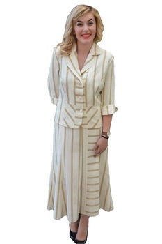 Costum cu design dungat, D&J Exclusive, Crem, 40 Costum cu design dungat, D&J Exclusive, Crem, 40