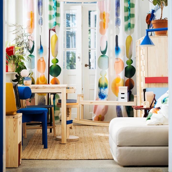 Előre vágott méteráru 150x300 cm fehér/többszínű nagy mintás