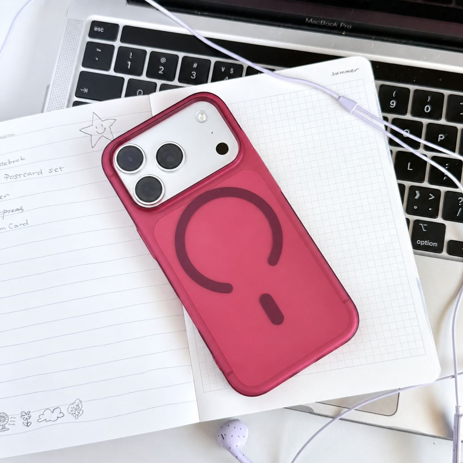 Husa pentru iPhone 18 Pro Max/ iPhone 17 Pro Max, din PC, MagSafe, Ultra Slim, Finisaj Mat Translucid, Anti-Amprenta, Protectie Camera, Rosu Cires