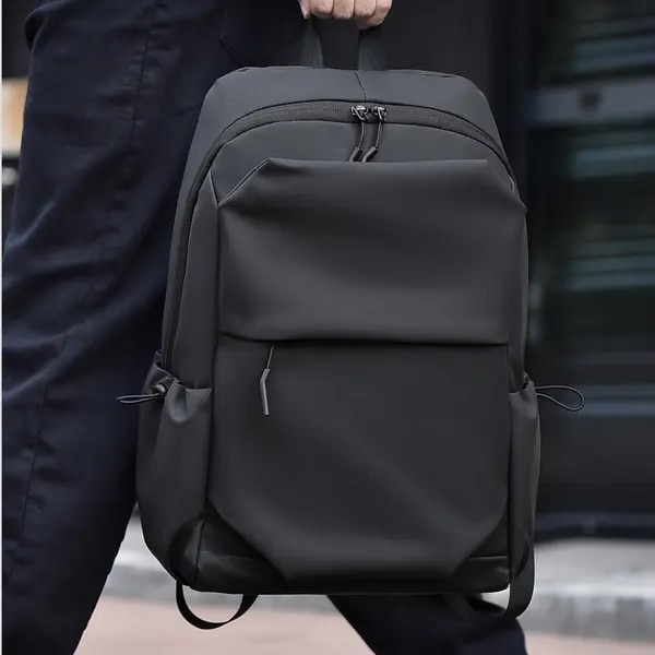 Rucsac pentru laptop din polyester impermeabil, pentru laptop 15.6 inch, bretele captusite si spate ventilat, negru, 30 x 42.5 x 15 cm