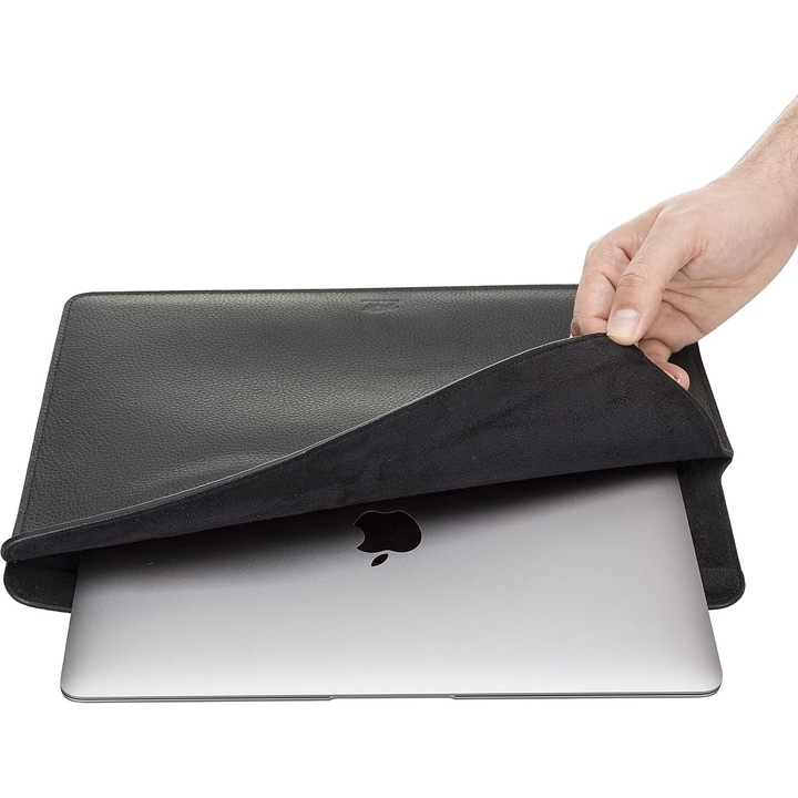 Калъф от кожа Solo Pelle Alvis за MacBook Pro 13/14 инча