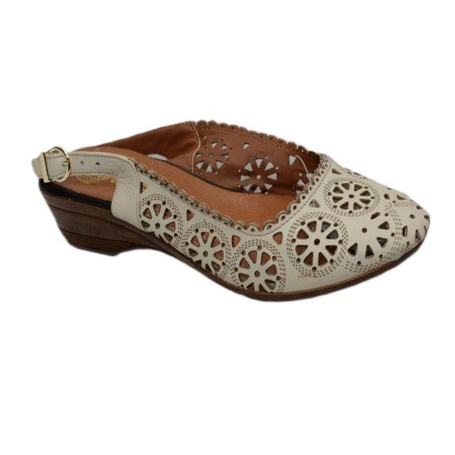 Sandale de vara cu varf inchis,cu design dantelat, D&J Exclusive, Bej