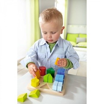 Jucarie din lemn de potrivire a formelor, Haba, Color Charm, 19 piese, 2ani+ Jucarie din lemn de potrivire a formelor, Haba, Color Charm, 19 piese, 2ani+
