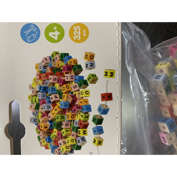Set 300 cuburi lemn cu litere