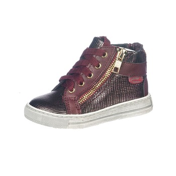 Ghete fete American Club 576/16, Visiniu, 26 Ghete fete American Club 576/16, Visiniu, 26