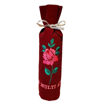 Husa Brodata Sticla de vin, rosie, 750 ml Husa Brodata Sticla de vin, rosie, 750 ml