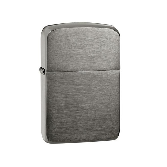 Bricheta Zippo 1941 Black Ice