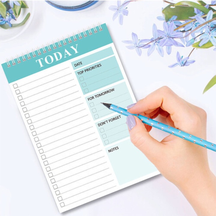 Blocnotes planner cu spirala, pagini memo cu linii duble si casete de bifat (Top priorities, For tomorrow, Don't forget, Notes), turcoaz/alb, OB-k0509--260905-1539
