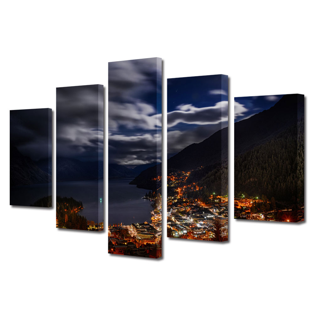 Set Tablouri Multicanvas BTex 5 Piese ArtDecoMag Modern Urban Orase Panorama de noapte, 70 x 125 cm