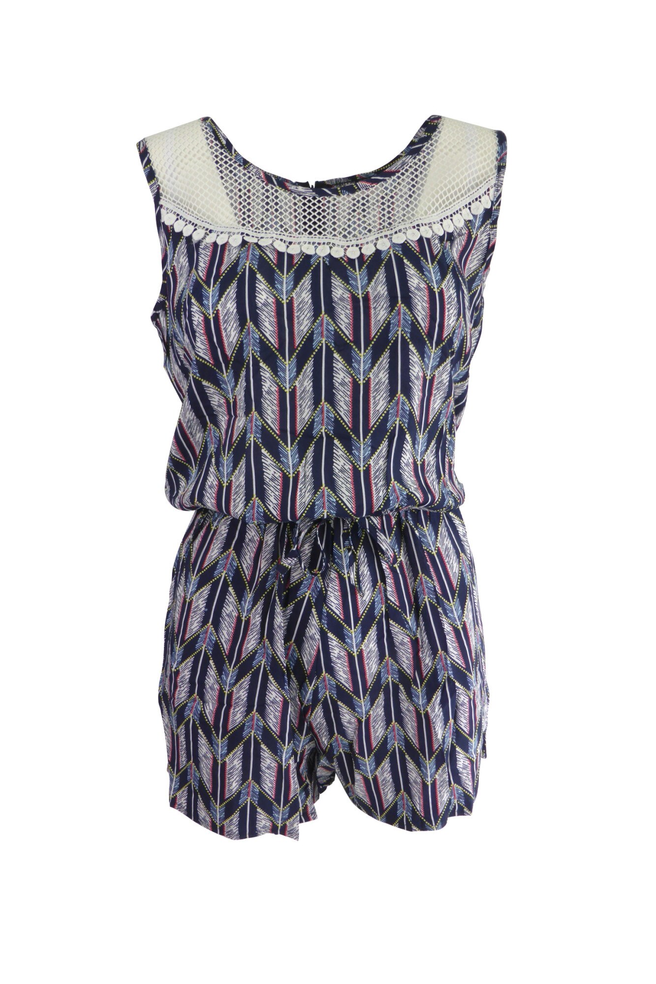 Salopeta scurta - UNIVERS FASHION - cu 2 buzunare, culoare albastru cu imprimeu multicolor de pene si elastic la talie - M-L