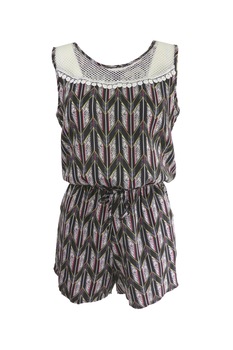 Salopeta scurta - UNIVERS FASHION - cu 2 buzunare, culoare negru cu imprimeu multicolor de pene si elastic la talie - M-L Salopeta scurta - UNIVERS FASHION - cu 2 buzunare, culoare negru cu imprimeu multicolor de pene si elastic la talie - M-L