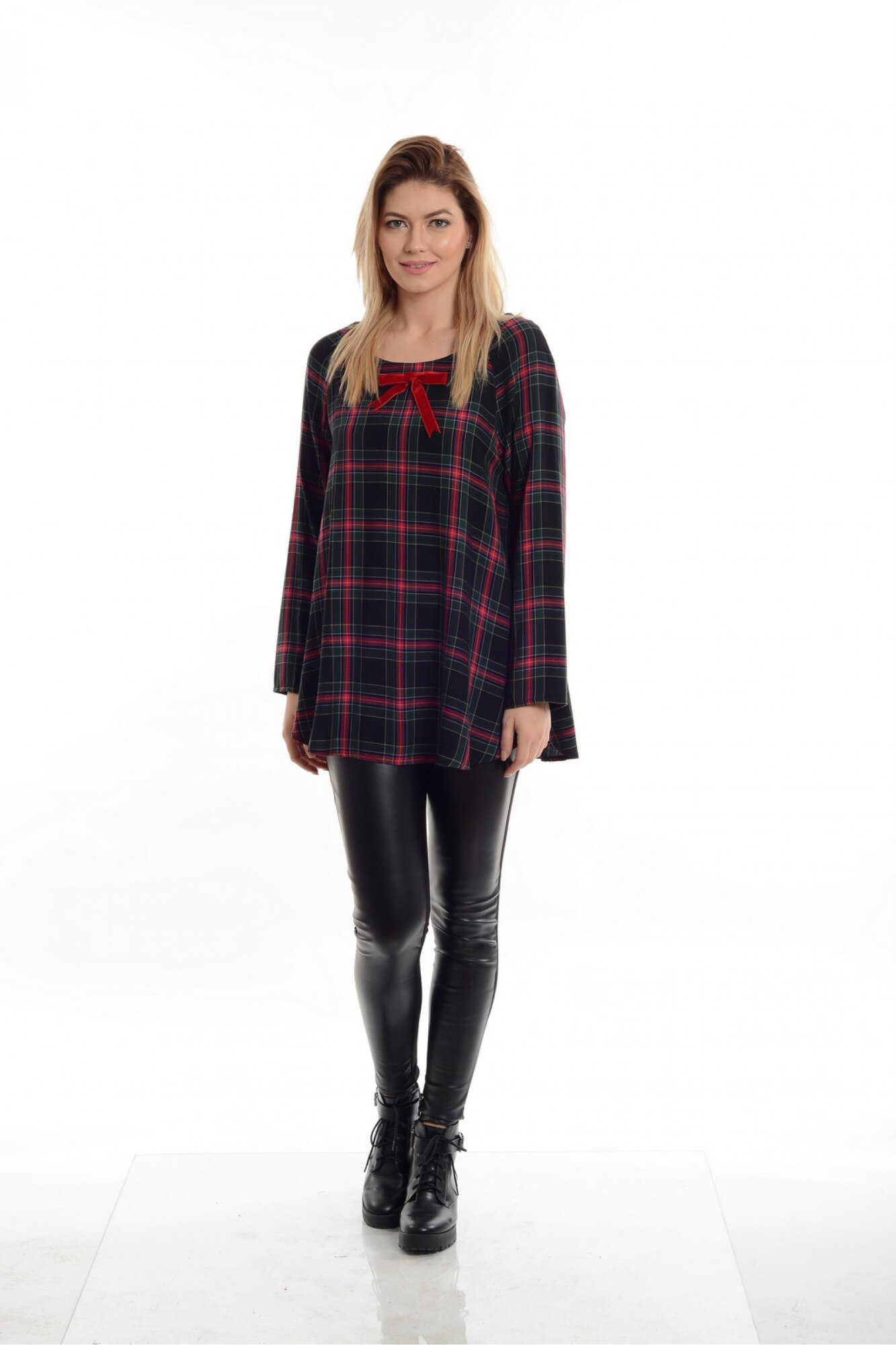 Tunica Dama Negru cu Rosu model Carouri, S