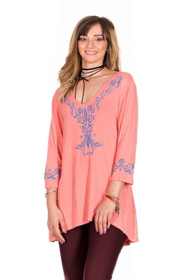 Bluza Cara frez cu broderie albastra marime L