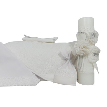 Set Trusou Botez complet si Lumanare pentru biserica, Odorul Mamei, Fulgi de Nea, unicat, - set 8 piese Set Trusou Botez complet si Lumanare pentru biserica, Odorul Mamei, Fulgi de Nea, unicat, - set 8 piese