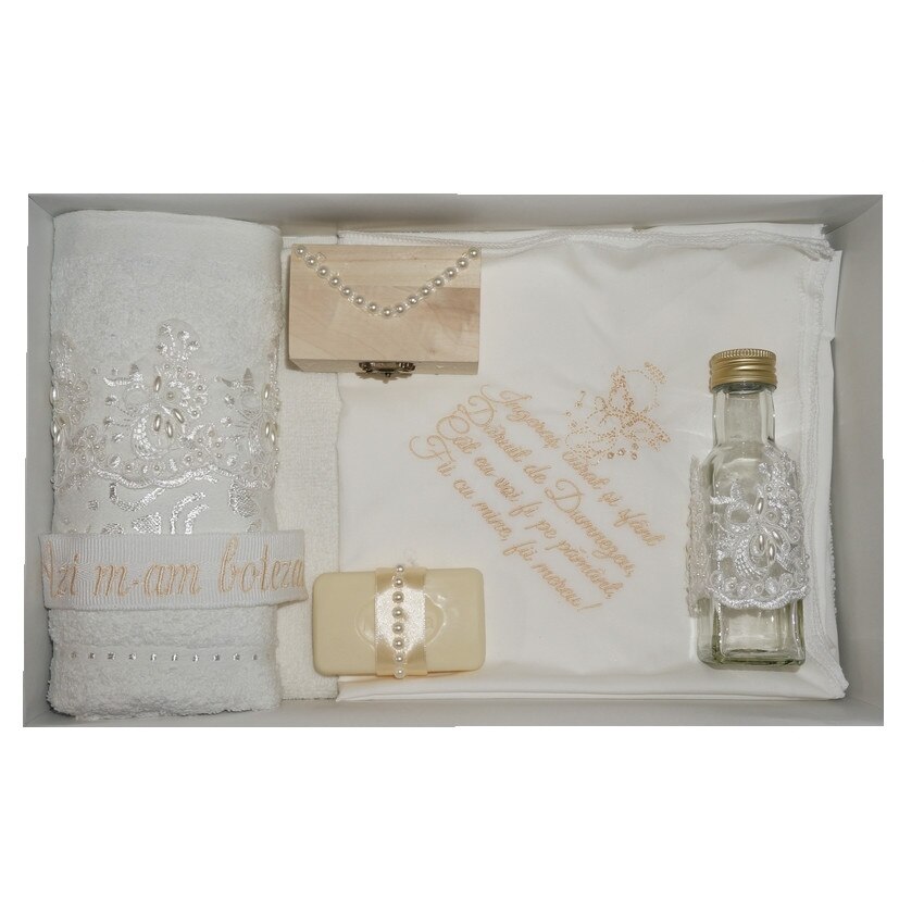 Trusou pentru botez, 7 piese, brodat cu rugaciune si ingeras, Little Angel, crem