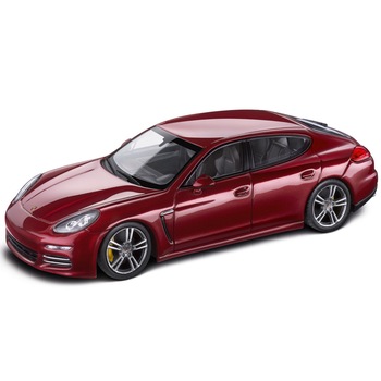 Macheta Auto Porsche Panamera 4, 1:43, Rosu Macheta Auto Porsche Panamera 4, 1:43, Rosu