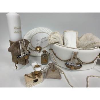 Trusou botez la cufar din catifea si lumanare id :76 model Exclusiv Ola Baby Trusou botez la cufar din catifea si lumanare id :76 model Exclusiv Ola Baby