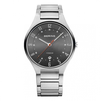 Ceas barbatesc Bering 11739-772 Titanium 39mm 5ATM Ceas barbatesc Bering 11739-772 Titanium 39mm 5ATM