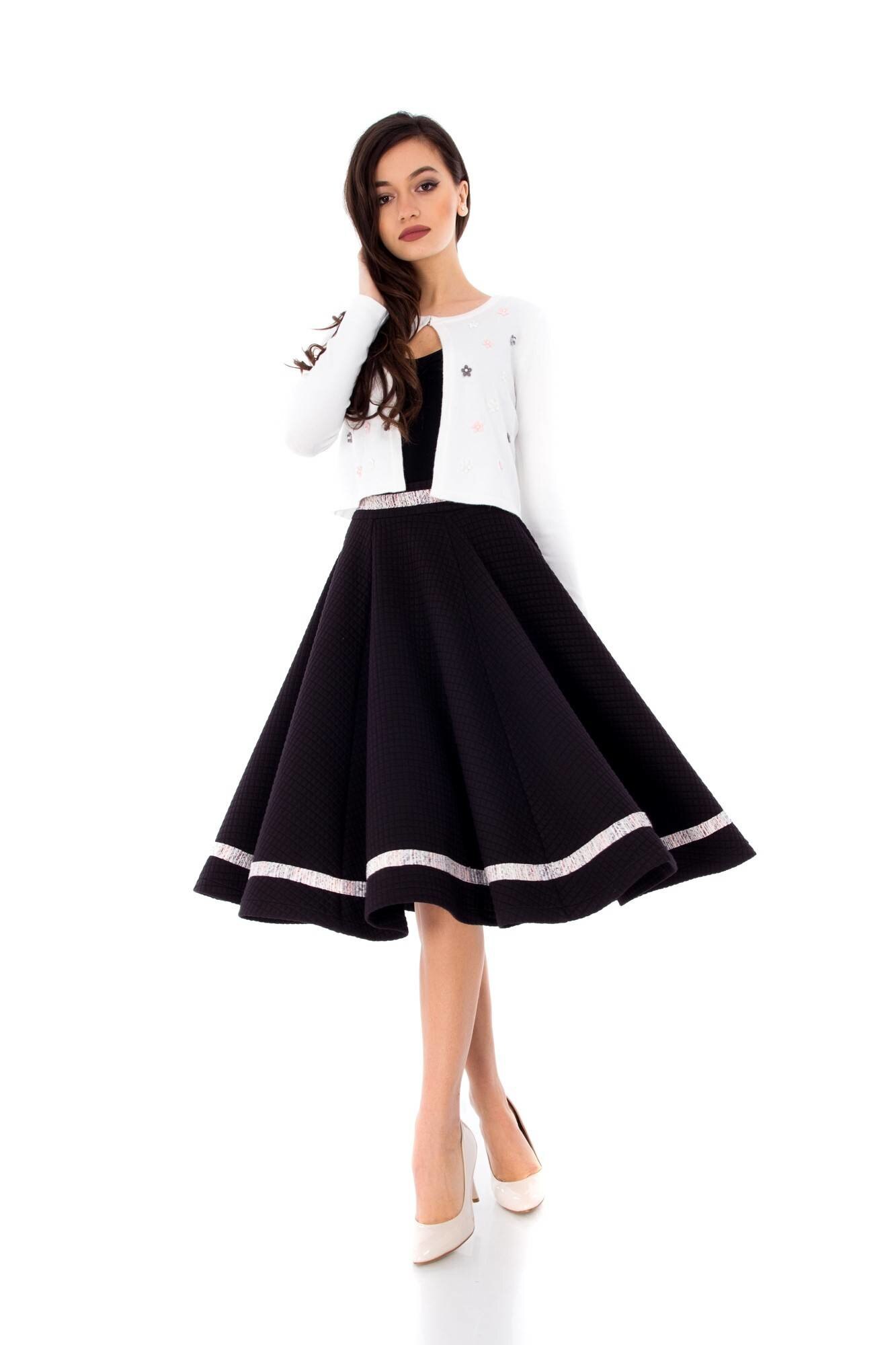 Pulover crem delicat, ROH, cu floricele