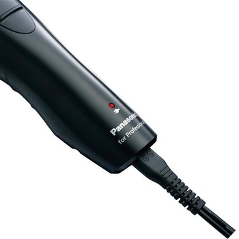 Masina de Tuns Profesionala Panasonic ER-GP30-K501, cu fir si cordless, taiere la 45 grade, carlig de prindere, Negru Masina de Tuns Profesionala Panasonic ER-GP30-K501, cu fir si cordless, taiere la 45 grade, carlig de prindere, Negru