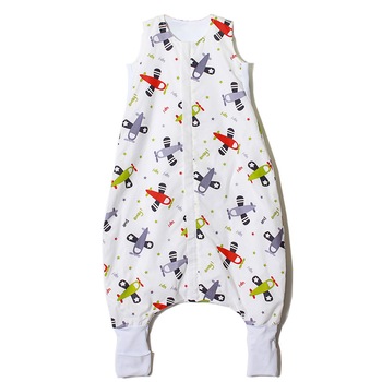 Sac de dormit cu picioare Angel Baby pentru sezonul de tranzitie Avioane, marime 2 Sac de dormit cu picioare Angel Baby pentru sezonul de tranzitie Avioane, marime 2