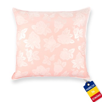 Perna Pernador antialergica din Bumbac, Snowballs, 80x80 cm, roz cu trandafiri argintii Perna Pernador antialergica din Bumbac, Snowballs, 80x80 cm, roz cu trandafiri argintii