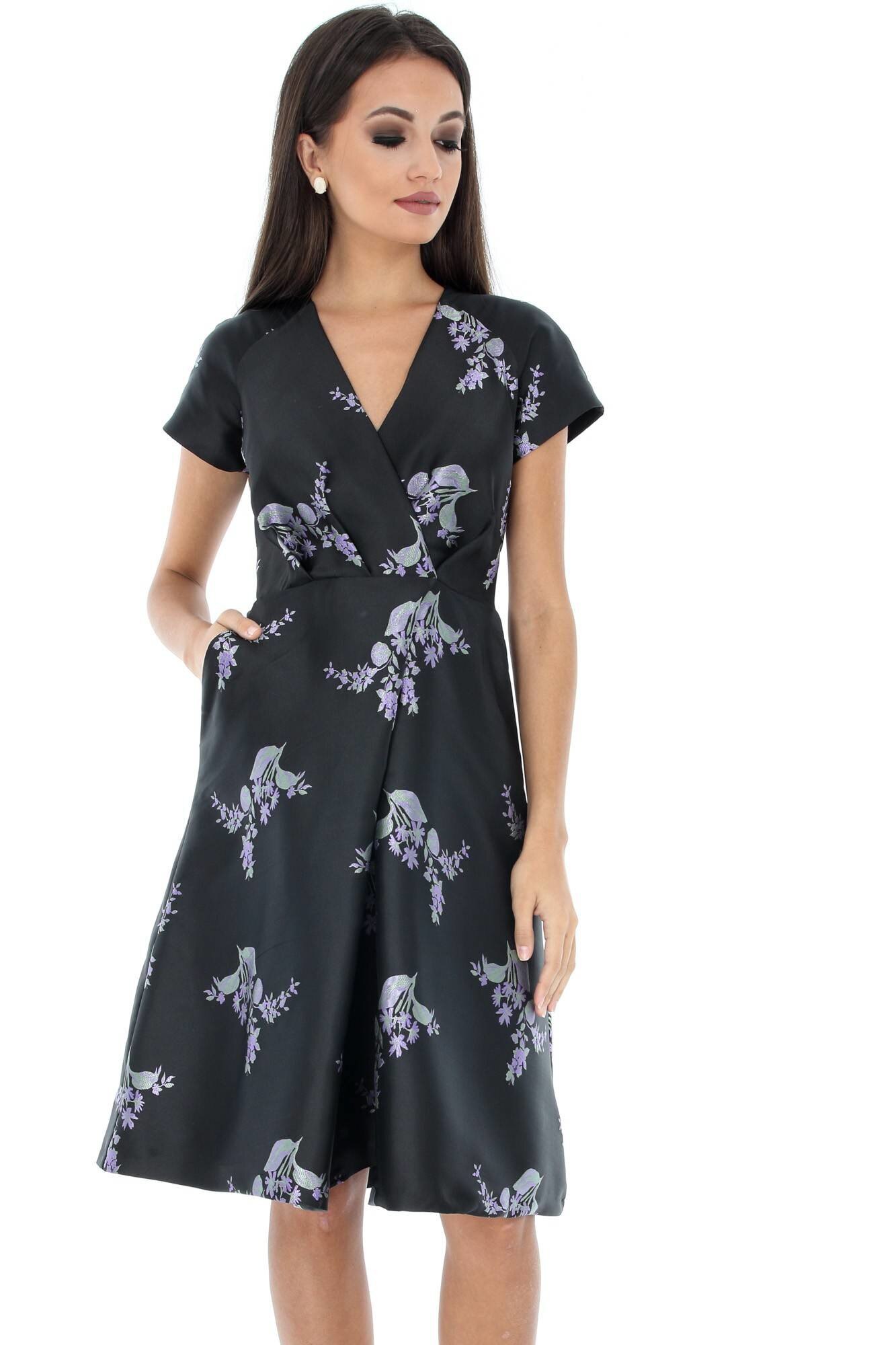 Rochie neagra, ROH, cu flori lila