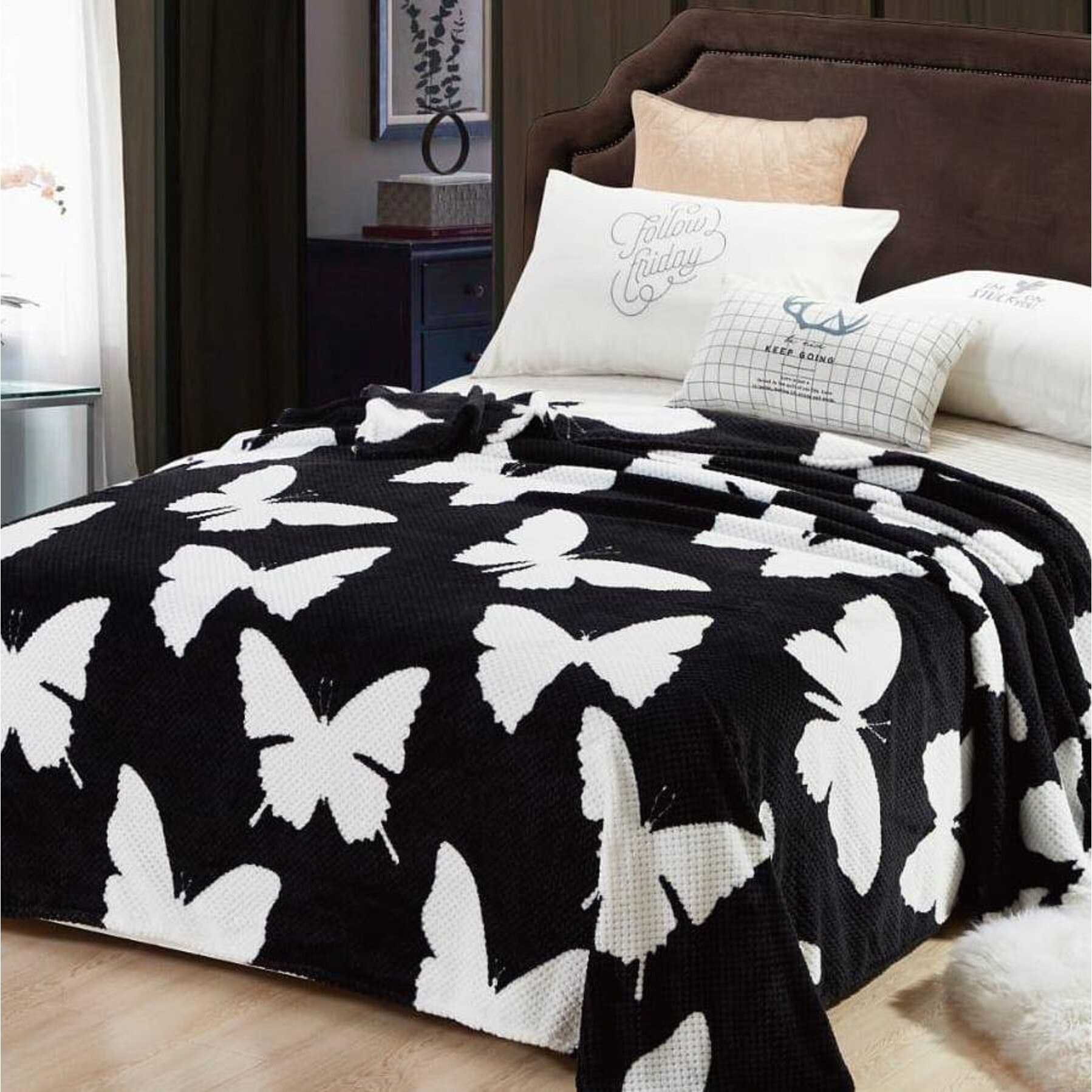 Patura Cocolino moale gofrata cu model, punga cadou 200X230cm negru Fo368