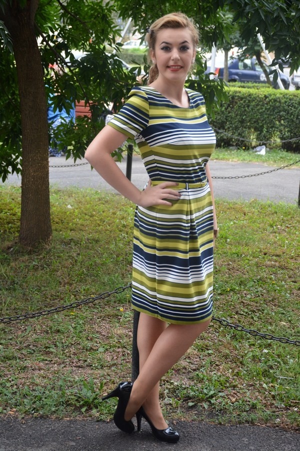 Rochie de primavara-vara cu maneci scurte si dungi orizontale, D&J Exclusive, Verde