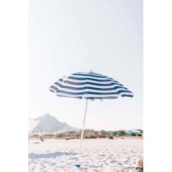 A Charming Blue and White Striped Beach Umbrella Vacation Journal: 150 Page Lined Notebook/Diary - Cs Creations (Author)