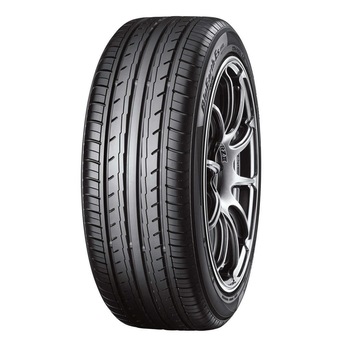 Anvelopa de vara Yokohama Bluearth-ES ES32 185/55 R16 83V Anvelopa de vara Yokohama Bluearth-ES ES32 185/55 R16 83V