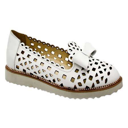 Pantofi de vara cu perforatii fine si talpa usoara, D&J Exclusive, Alb