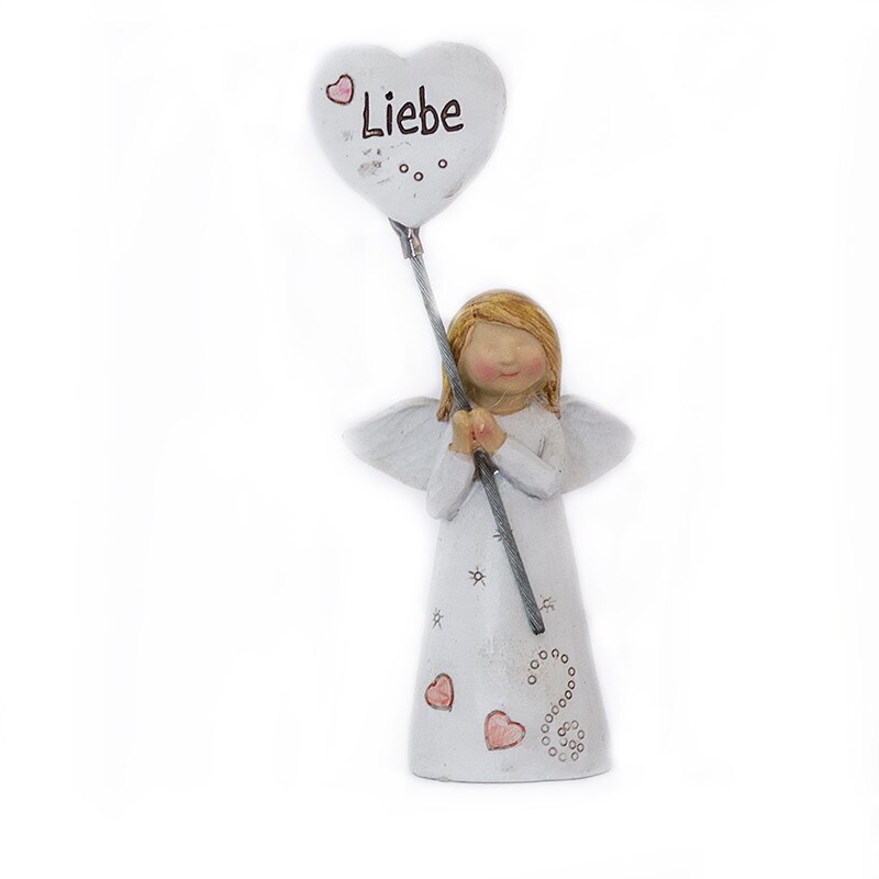 Clips Memo Dragoste, Predas