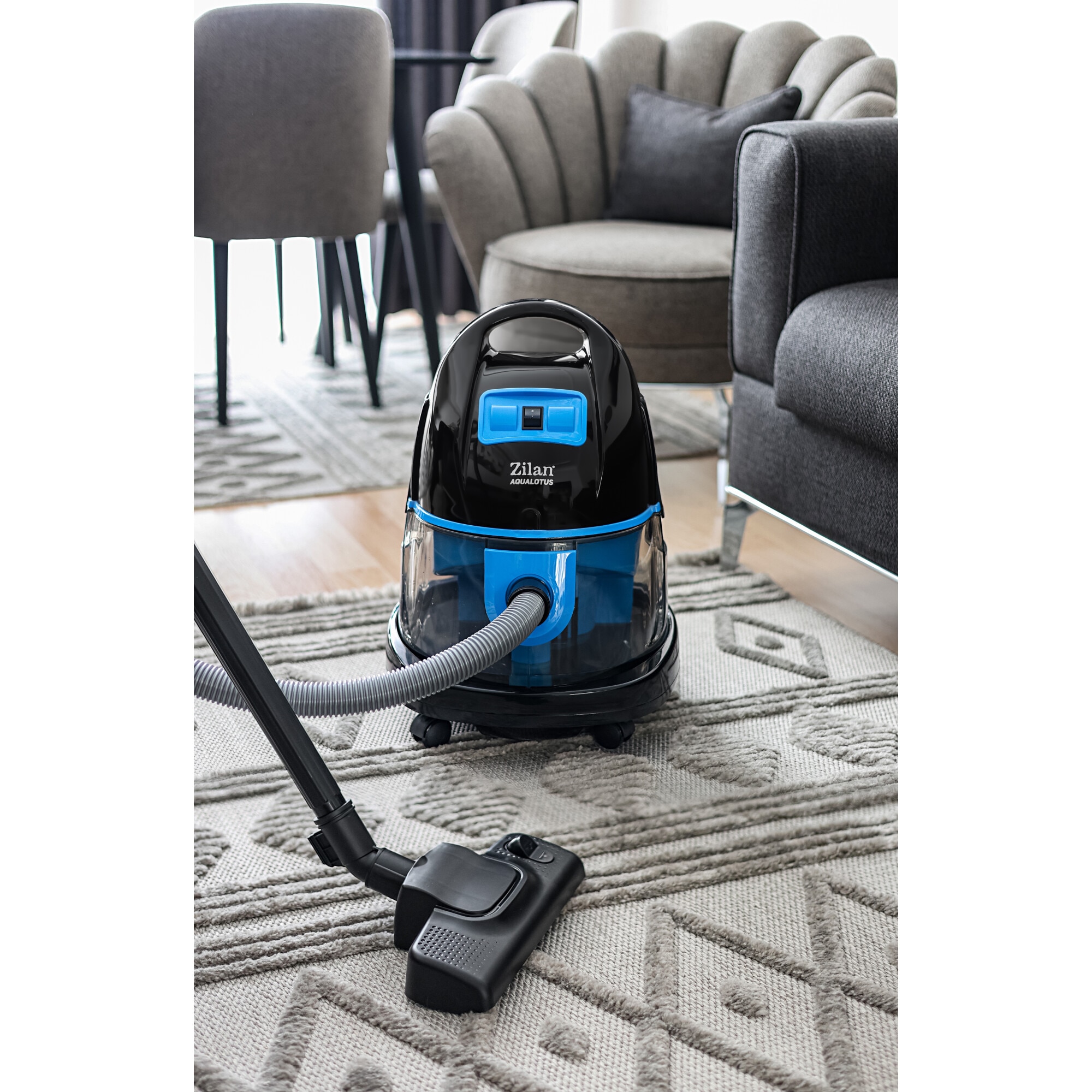 Aspirator ZILAN ZLN-8945 Albastru cu filtrare prin apa si uscata,2000W