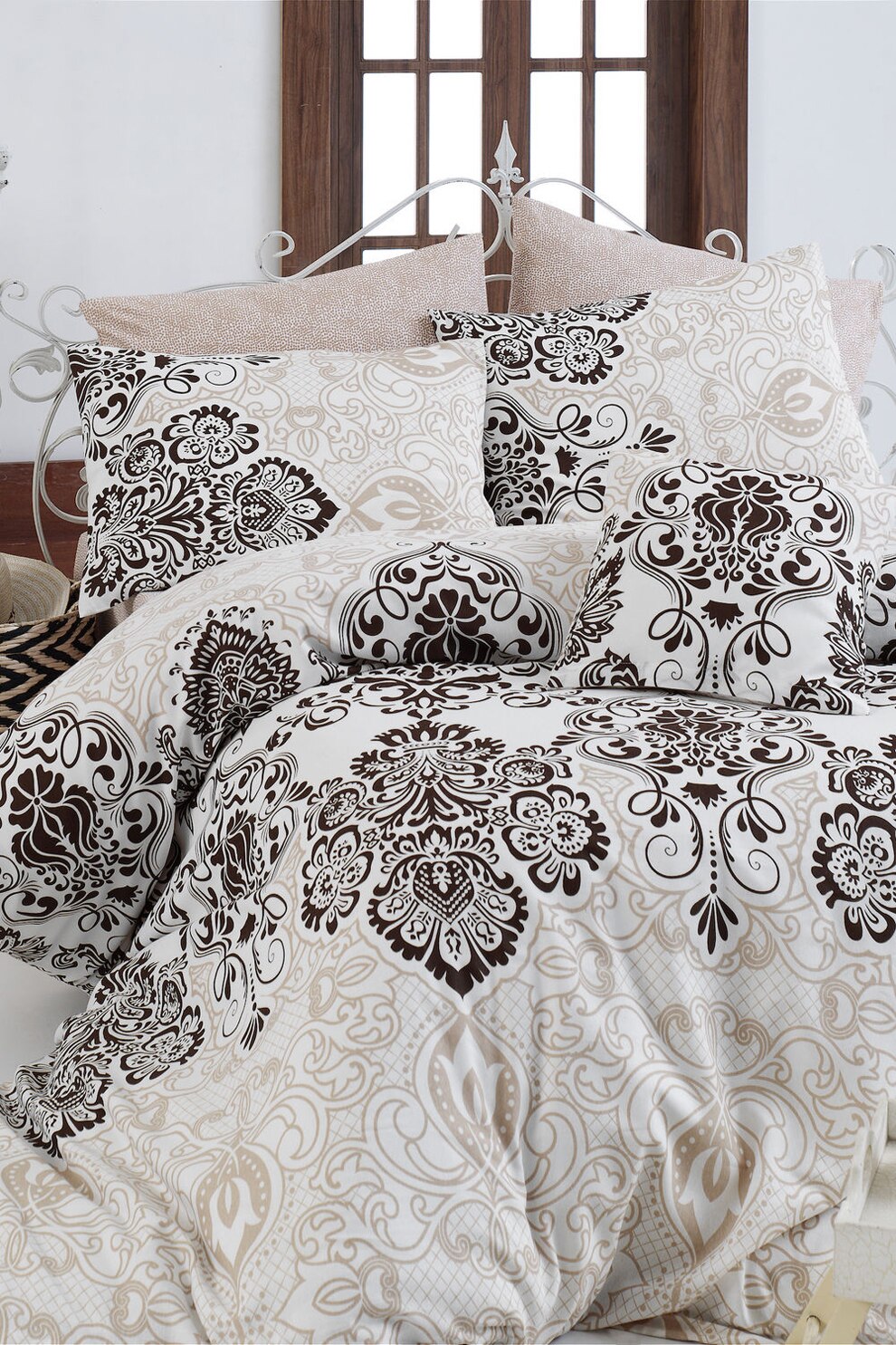 Nazenin Home, Lenjerie de pat, 100% bumbac, Maro camel/Negru/Alb, 200X220-2P-50X70 Standard