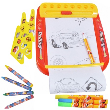 Joc De Desen 4 Creioane Cerate Si 4 Carioci 2 Stickere Disney