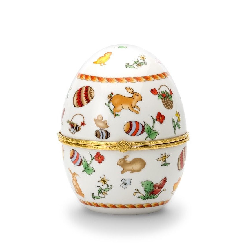 Ou portelan cu iepurasi si fluturi