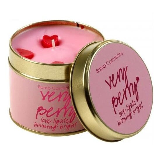 Lumanare parfumata Very Berry, Bomb Cosmetics