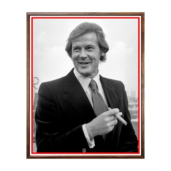 Tablou Poster, Celebritati, Roger Moore - CLB-300, 40 x 50 cm Tablou Poster, Celebritati, Roger Moore - CLB-300, 40 x 50 cm